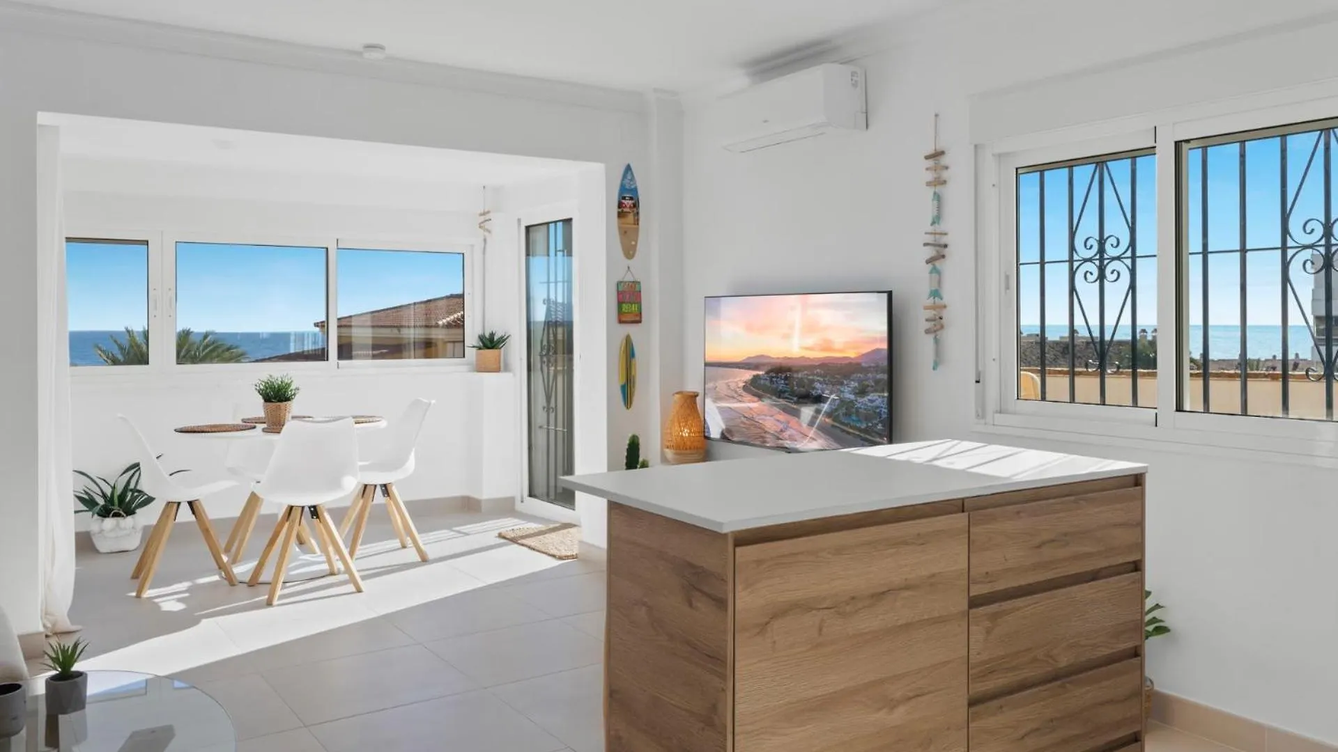 Holiday home Penthouse Apartment In Benalmadena Costa, Beach - Seaview - Pool - 40M2 Private Terrace - One Bedroom - Sleeping Alcove