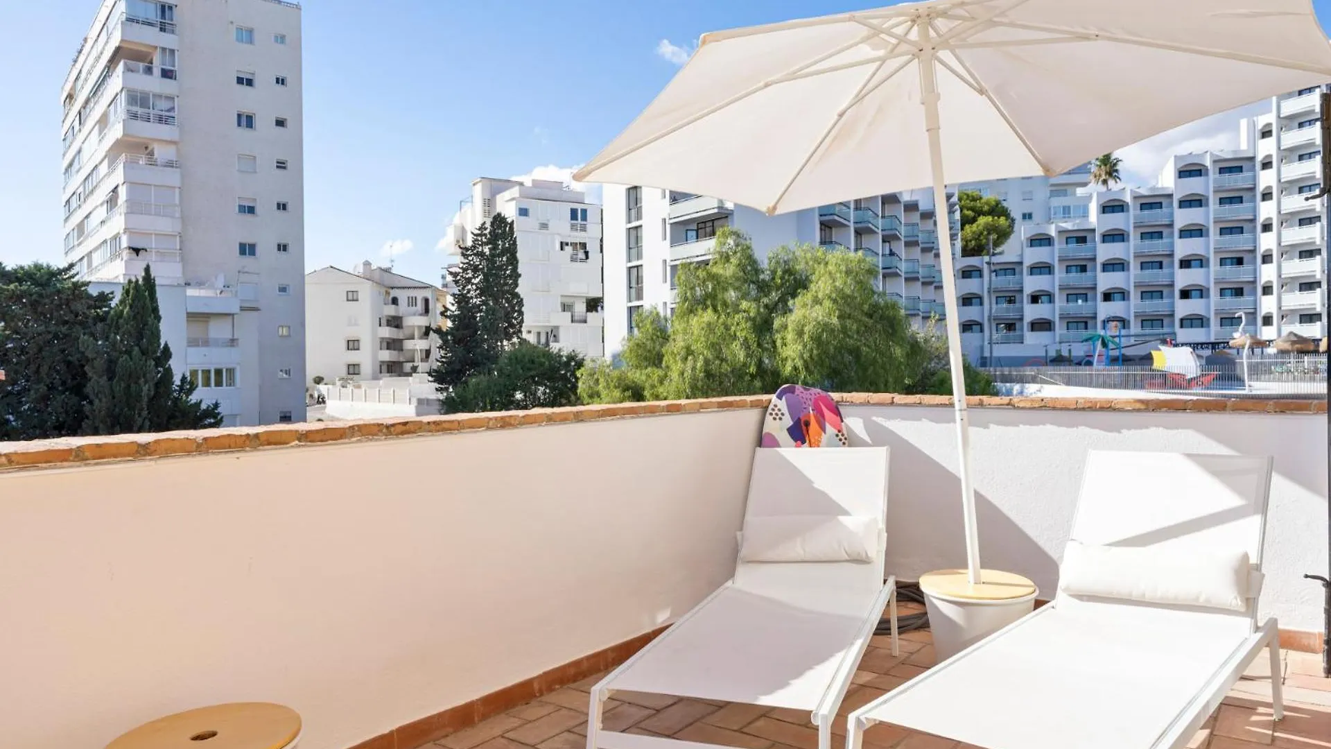 Penthouse Apartment In Benalmadena Costa, Beach - Seaview - Pool - 40M2 Private Terrace - One Bedroom - Sleeping Alcove