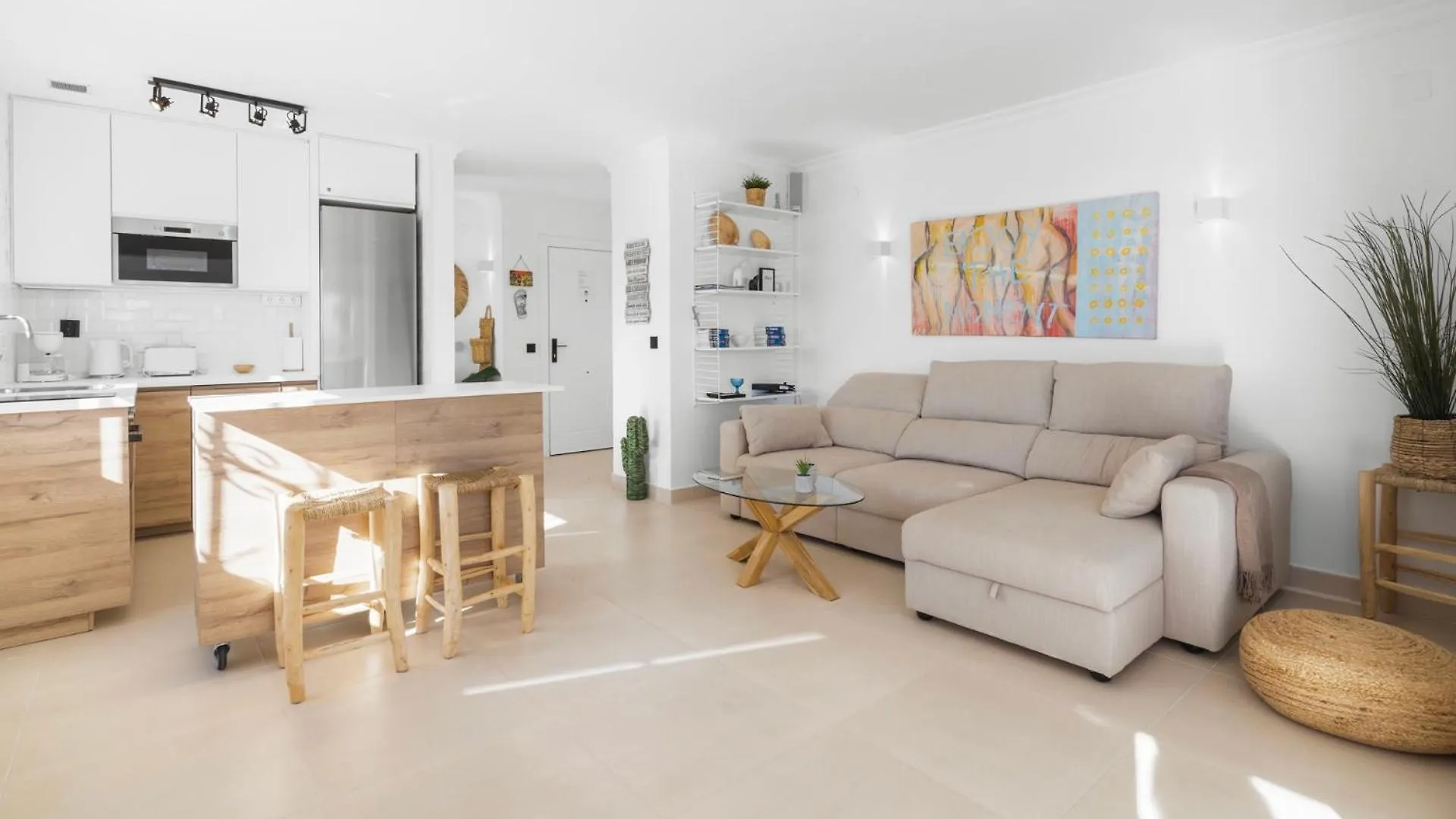 Tatil Evi Penthouse Apartment In Benalmadena Costa, Beach - Seaview - Pool - 40M2 Private Terrace - One Bedroom - Sleeping Alcove